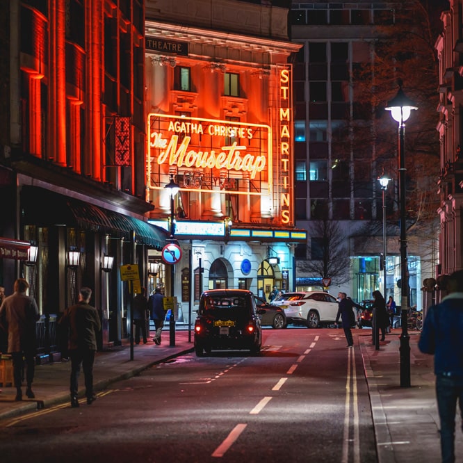 london-street-by-night-vinove-prestige-kolekcja-london-riverwood